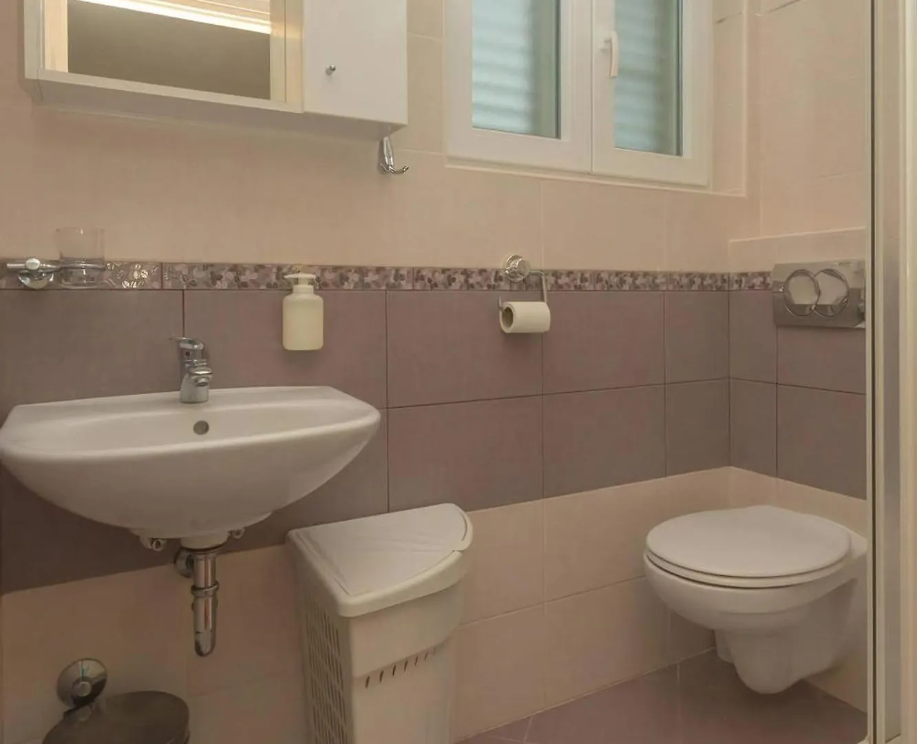 Apartamento Maisonette Wohnung Jadranka Mit Separatem Eingang Baška